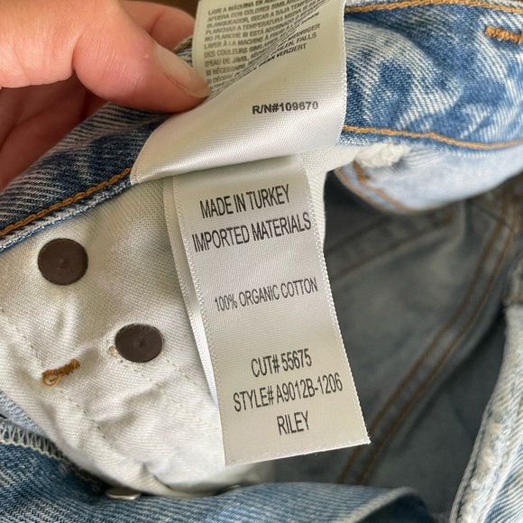 AGOLDE Riley Jean Short - Picture 5 of 7